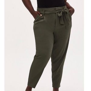 NWT TORRID crosshatch self tie tampered pants